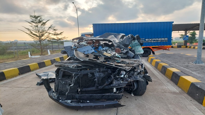 5 Fakta Ayah Wagub Jatim Kecelakaan di Tol Pemalang-Batang, Nomor 2 Bikin Merinding