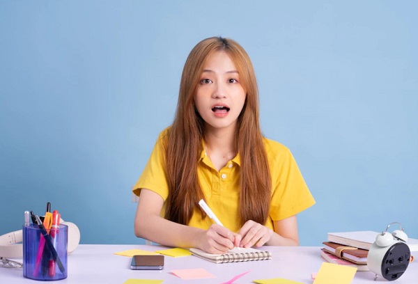 Kalimat Pasif dalam Bahasa Inggris: Pengertian, Rumus Beserta Contohnya Lengkap