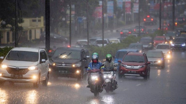 Prakiraan Cuaca Hari Ini: Sebagian Besar Wilayah Indonesia Berpotensi Hujan Lebat