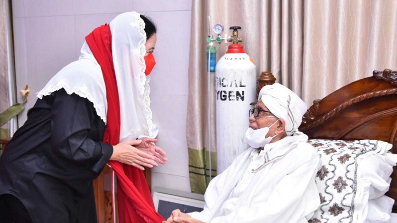 Puan Maharani Sowan ke Ulama Kharismatik NU di Lombok, Lanjutkan Tradisi Kakeknya