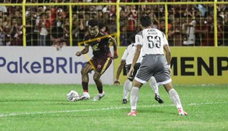 Hasil Liga 1: Tak Didampingi Luis Milla, Persib Dibantai PSM 1-5