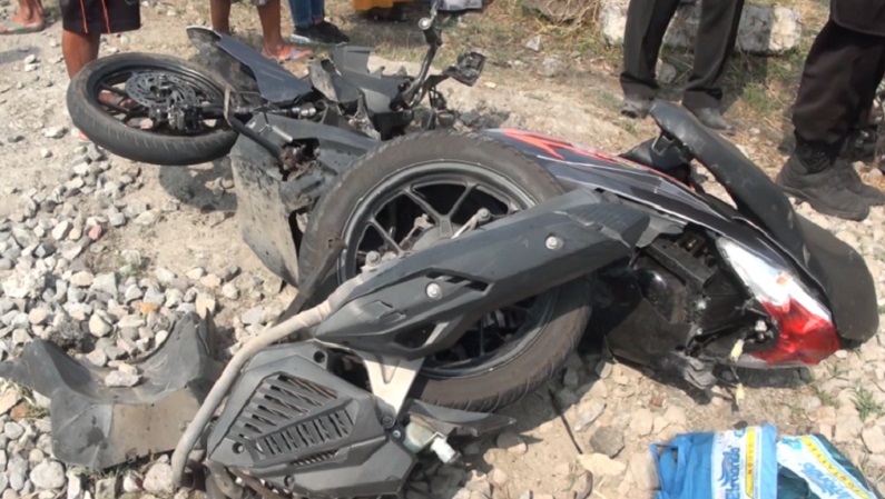 Jemput Anak Pulang Sekolah, Ibu di Mojokerto Tewas Tertabrak Kereta Api 