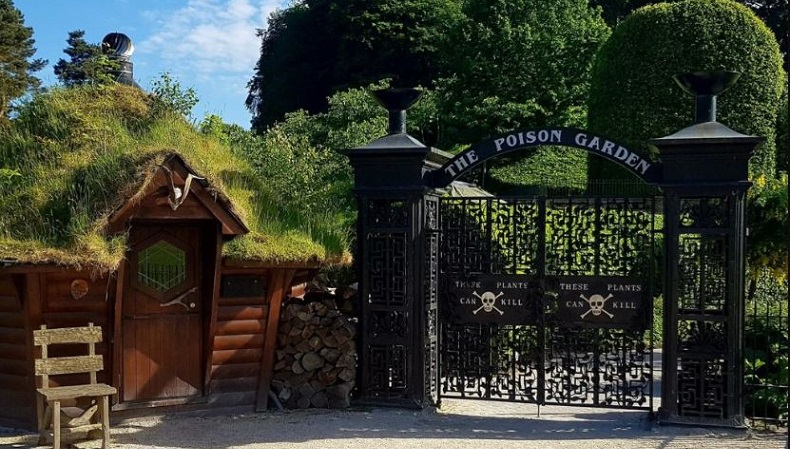The Poison Garden, Tempat 100 Tanaman Beracun yang Bisa Membunuhmu