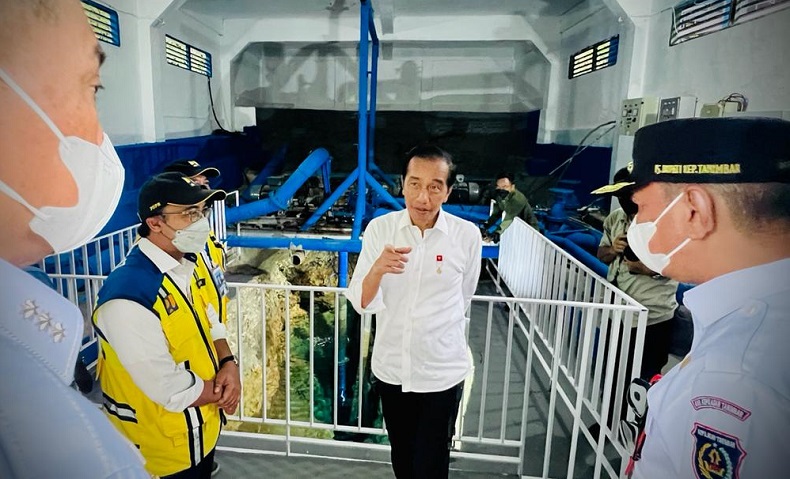 Tinjau SPAM Weymomolin, Jokowi Wanti-wanti Lonjakan Kebutuhan Air Minum