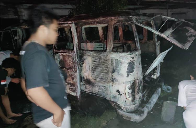 Karburator Bocor, Mobil VW Antik di Bantul Hangus Terbakar 