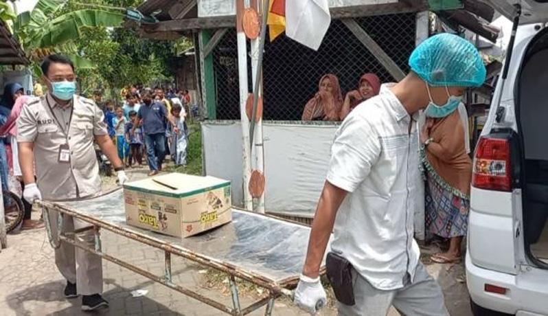 Penemuan Mayat Janin Dibungkus Handuk di Pinggir Rel Kereta Gegerkan Warga Tegal