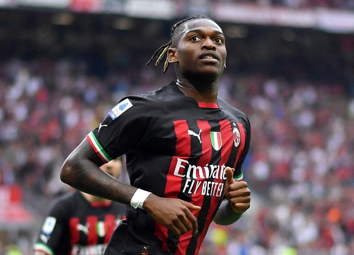 Rafael Leao Menggila di Derby Milan, Striker Gesit Portugal Cetak Sejarah
