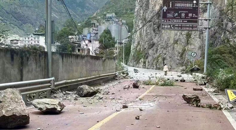 Gempa M6,8 Guncang Sichuan China, Korban Tewas Jadi 21 Orang