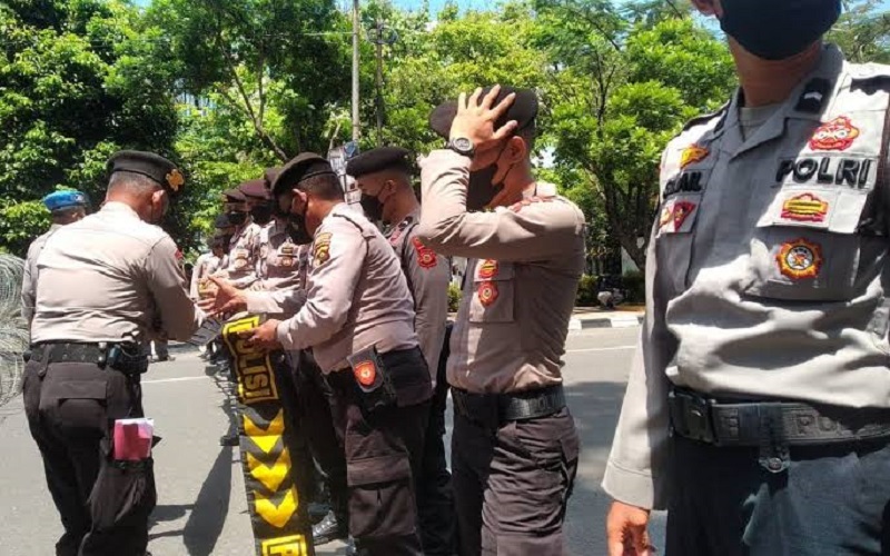 Mahasiswa Demo di Palembang, Pengendara Diminta Hindari Simpang 5 DPRD 