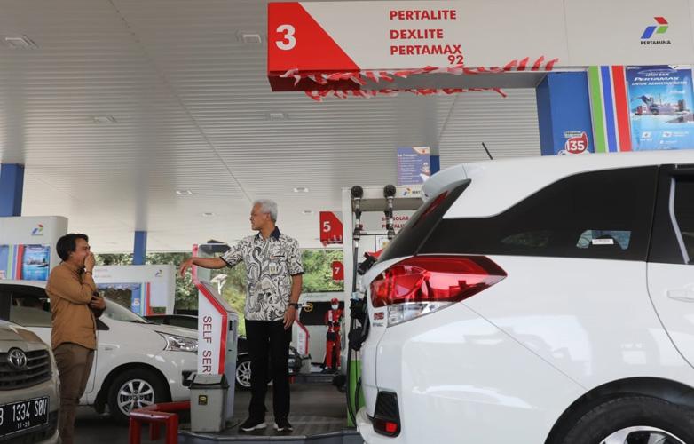 Sidak SPBU di Jalur Pantura, Ganjar Terkejut Dapati Mobil Bankir Isi BBM Bersubsidi
