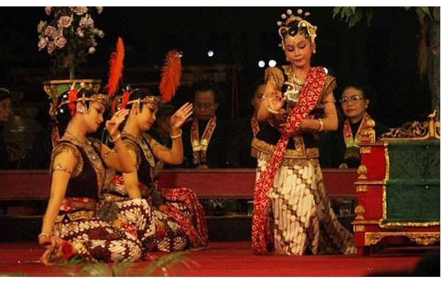  10 Tari Tradisional Yogyakarta Penuh Makna