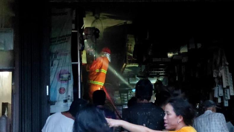 Diduga Korsleting Listrik, Ruko Elektronik di Bangka Barat Terbakar