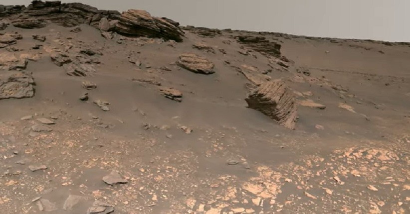 Keren, Rover NASA Kirim Pemandangan Permukaan Mars Paling Detail