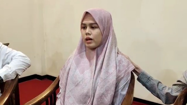 Disambangi ke Lirboyo, Ning Imaz Maafkan Eko Kuntadhi Usai Unggah Video Hinaan