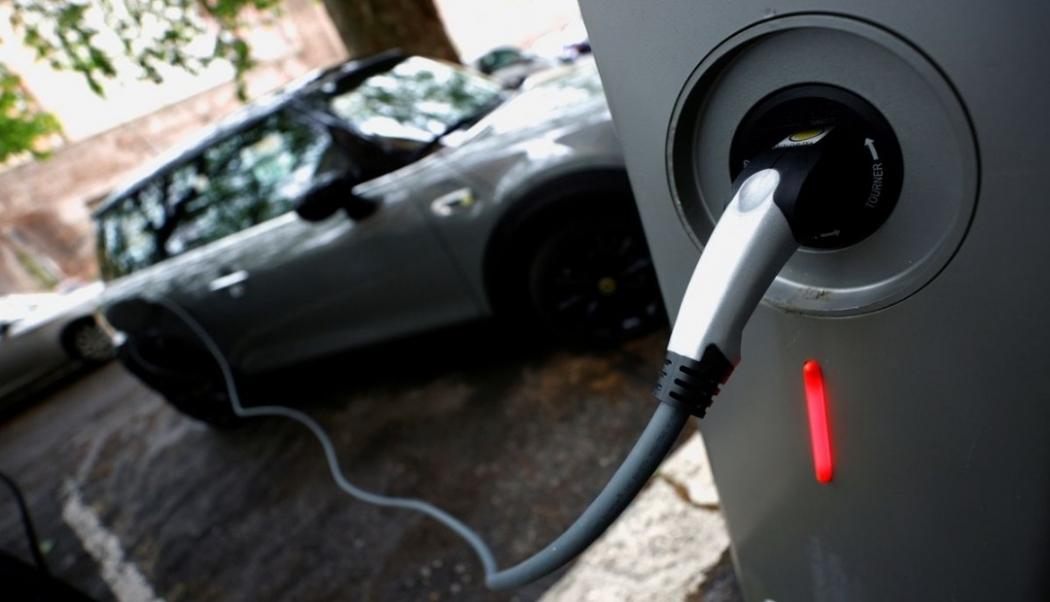 Bukan Tesla, Ini Produsen Mobil Listrik Pertama di Dunia