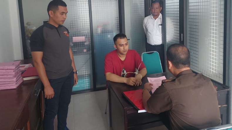 Diserahkan ke JPU, Penabrak Polisi di Pariaman Segera Disidang