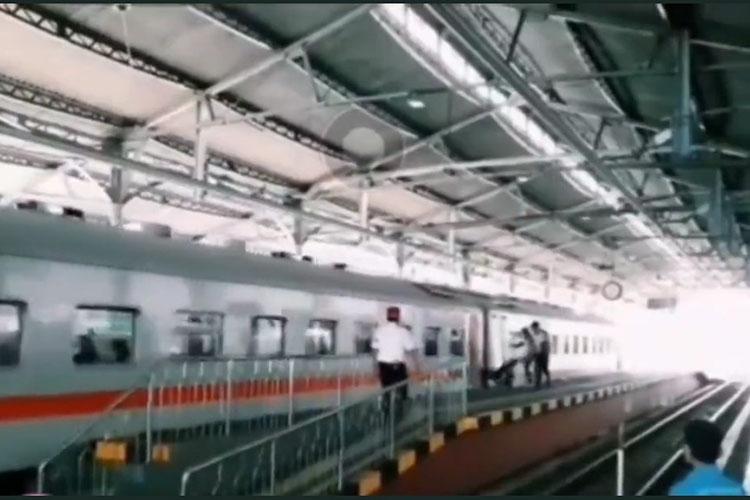  Daop 6 Yogyakarta Mulai Layani Penjualan Tiket KA Natal dan Tahun Baru 