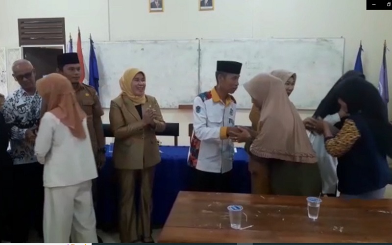 Viral Kasek Tampar 32 Siswa di Ogan Ilir Berakhir Damai dan Saling Minta Maaf 