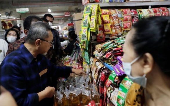 Mendag: Di Sejumlah Wilayah, Harga Telur Ayam Turun hingga 7 Persen, Minyak di Bawah HET