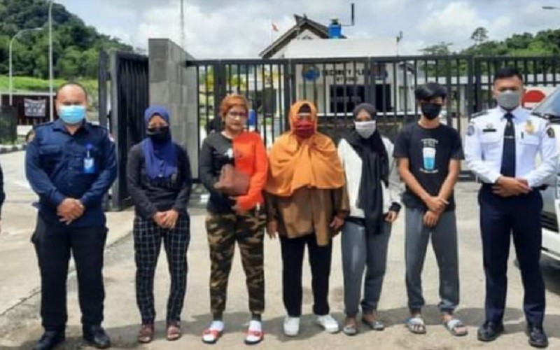 7 WNI Telantar di Malaysia Dipulangkan via PLBN Entikong, Salah Satu dalam Kondisi Lumpuh