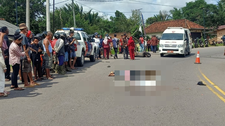 Adu Banteng dengan Mobil, Pengendara Motor di Bangka Selatan Tewas 
