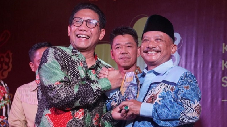 Bupati Situbondo Sukses Raih Penghargaan Kepala Daerah Inovatif (KDI) 2022