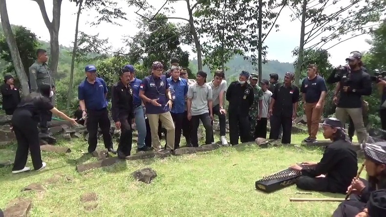 Pulihkan Ekonomi, Menparekraf Dongkrak Kunjungan Wisatawan Gunung Padang Cianjur