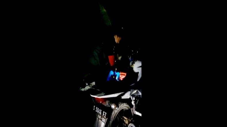 Direkam Warga, Aksi Pria Ngangsu BBM dari SPBU di Blora Lalu Dipindah ke Jeriken