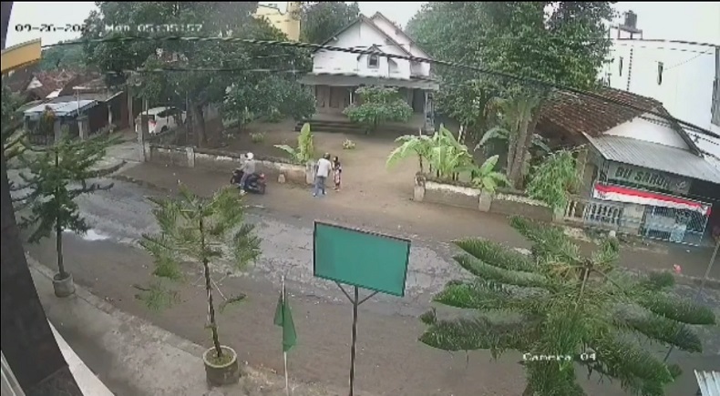 2 Pemuda Jambret Kalung Emas Nenek di Tulungagung, Modus Minta Buah Mangga