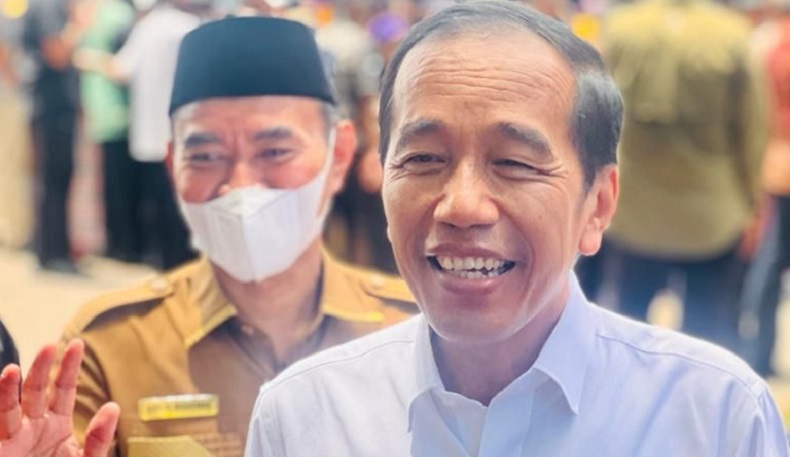 Jokowi Dianugerahi Penghargaan Perdamaian Internasional Imam Hasan Bin Ali 2022