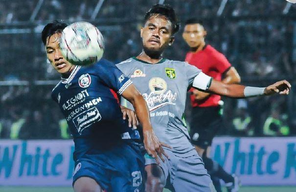 Belum Dapat Izin, Laga Persebaya Vs Arema FC Ditunda 