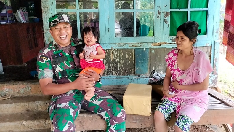 Dandim 0622 Sukabumi Asuh Anak Stunting, Orang Tuanya Nangis Haru