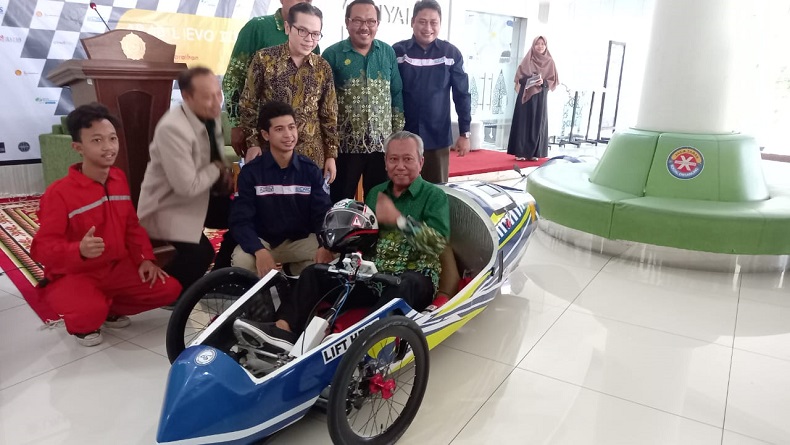 Kompetisi Shell Eco-Marathon 2022, Mobil Listrik UMS Siap Tampil di Mandalika