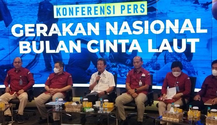 Gerakan Nasional Bulan Cinta Laut, Nelayan yang Tangkap Sampah Dapat Kompensasi hingga Rp1 Miliar 