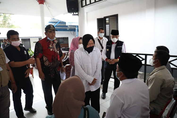 Kemensos Salurkan Santunan kepada 125 Ahli Waris Korban Tragedi Kanjuruhan
