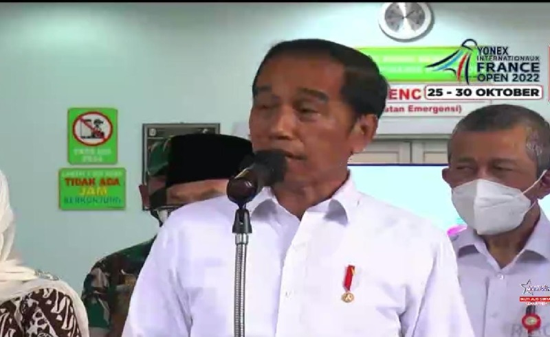 Telepon Presiden FIFA, Jokowi: Mereka Bersedia Bantu Perbaiki Tata Kelola Sepak Bola Indonesia