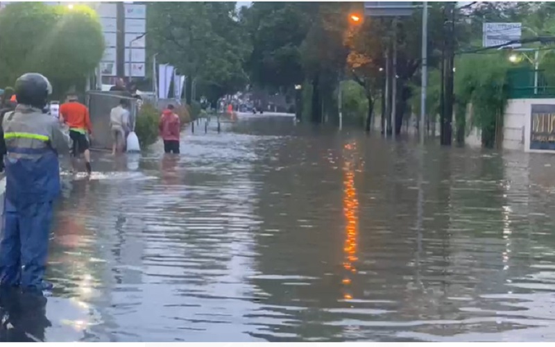 Banjir di Jakarta Terjadi di 90 RT, 624 Warga Mengungsi