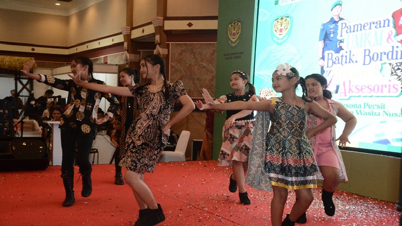 Kodam Siliwangi Sukses Gelar Pameran UMKM HUT ke-77 TNI dan Hari Batik Nasional