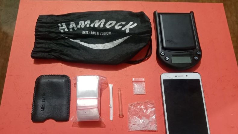 Terlibat Peredaran Narkoba, 2 Pemuda di Bangka Tengah Diborgol Polisi