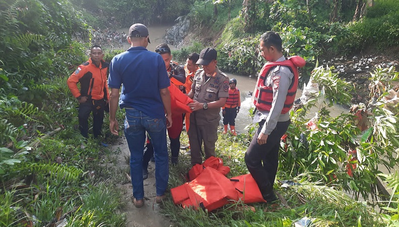 Pria di Bogor Tewas gegara Jatuh dari Jembatan Cibadak