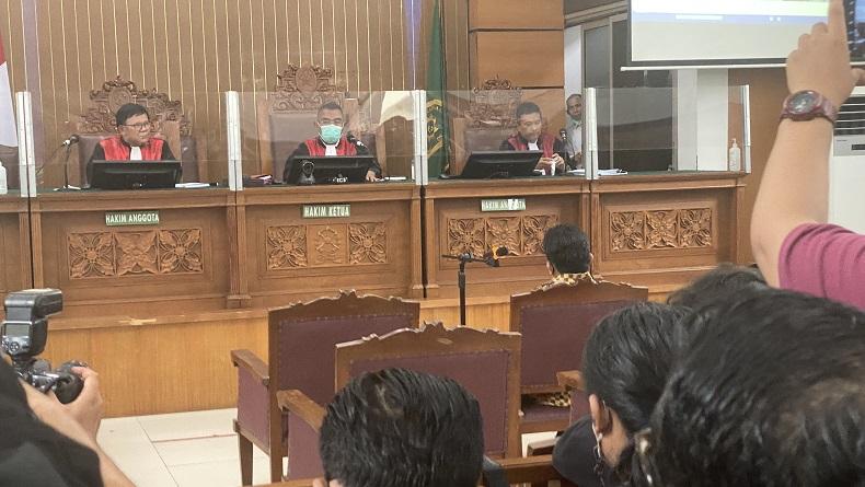 Ferdy Sambo Beri Bharada E HP iPhone 13 Pro Max usai Pembunuhan Brigadir J