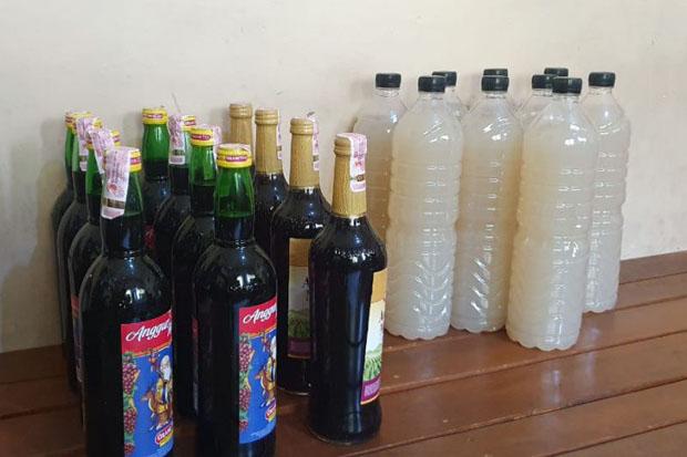  Polres Bantul Sita Ratusan Botol Miras Berbagai Merek
