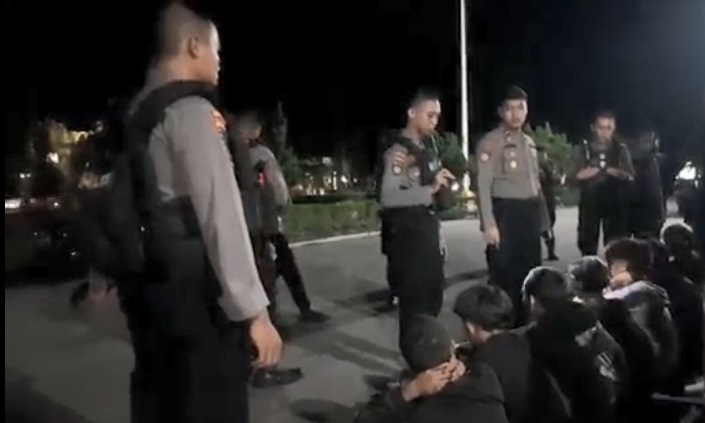 Polisi Amankan 13 Anak Punk di Palangka Raya, Ditemukan Sajam
