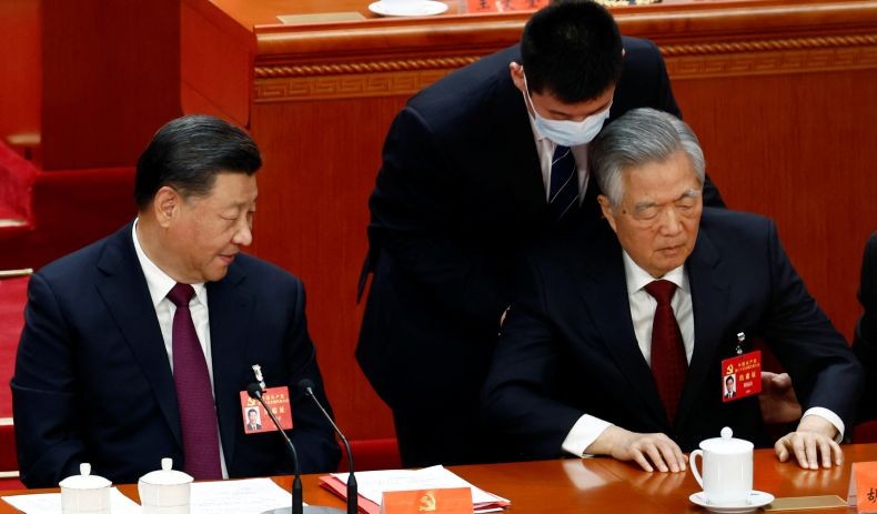Terungkap, Ini Alasan Mantan Presiden China Hu Jintao Dibawa ke Luar Kongres Partai Komunis
