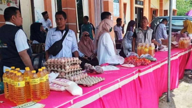 Dijual dengan Harga Distributor, Bazar Pangan Murah Diserbu Warga Bone Bolango