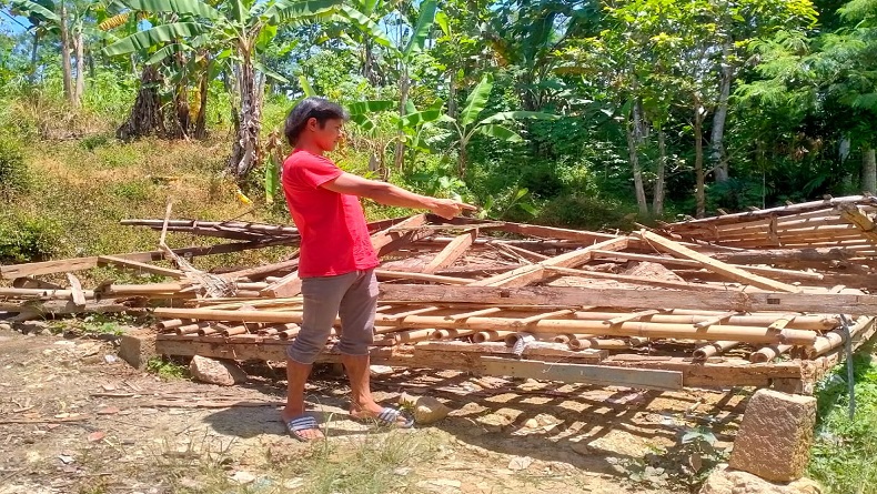 Lambat Diperbaiki karena Bantuan Tak Terealisasi, Rumah Warga di KBB Ambruk