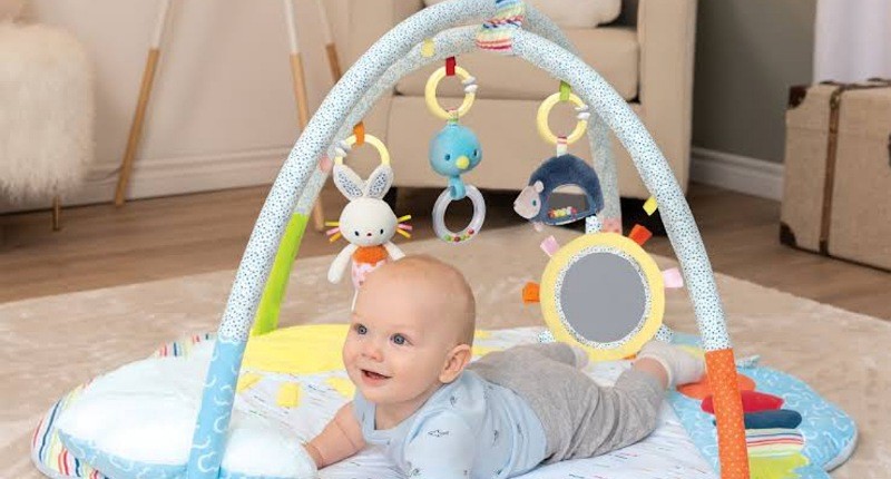 5 Rekomendasi Hadiah untuk Bayi Baru Lahir, Bermanfaat dan Dibutuhkan!