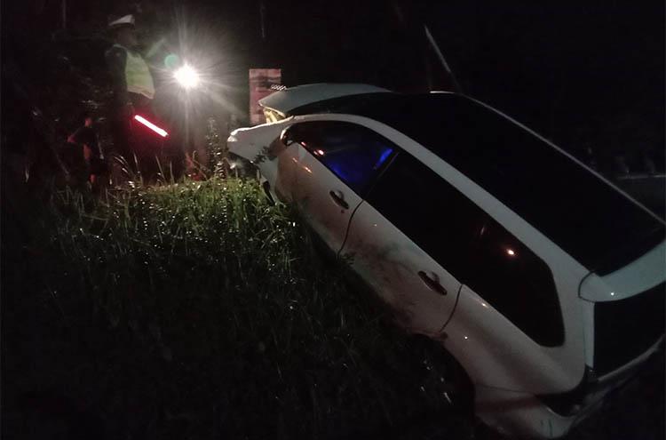 Oleng, Minibus Nyungsep ke Kompleks Perumahan di Kulonprogo