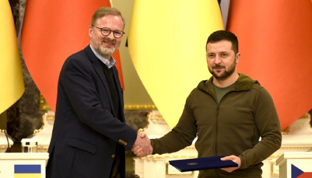 Zelensky Teken Deklarasi Bersama dengan PM Ceko terkait Keanggotaan Ukraina di NATO