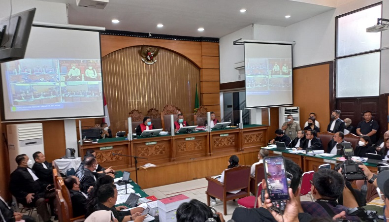 Momen Keluarga Brigadir J Berhadapan dengan Ferdy Sambo dan Putri Candrawathi di Persidangan